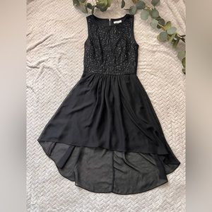 Delia’s black hi-lo dress, M